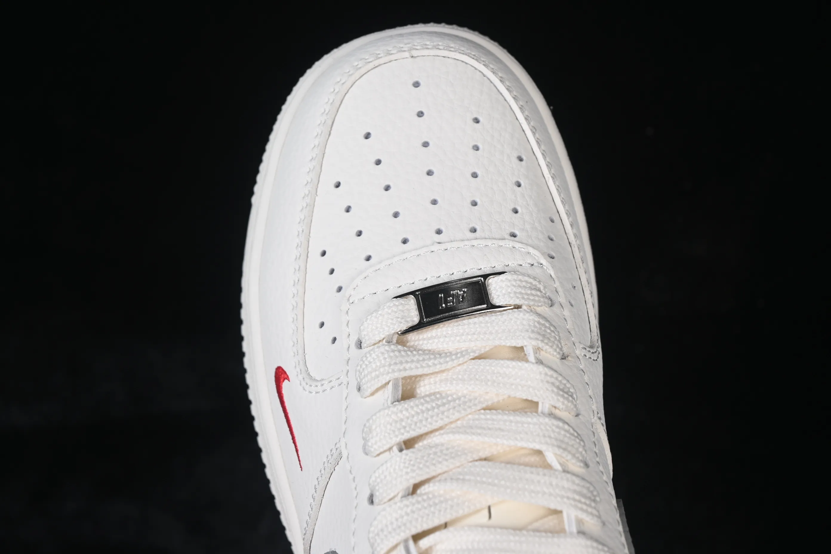 All categories Nk Air Force 1 Air Force series Nk Air Force 1 Low Air Force low top Nike Air Force 1'07 Low North Face co-branded beige gray red label Air Force 1 low top casual sneakers MM3399-802